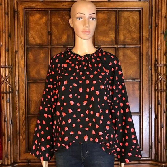 Ann Taylor Hearts Bell Sleeve Curve Hem Top - Picture 1 of 16
